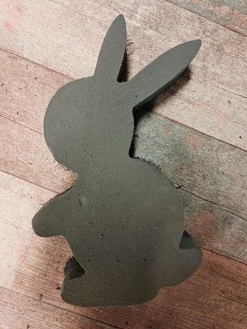 Oasis® mini rabbit konijn haasje steekschuimvorm opzij oase, Nieuw