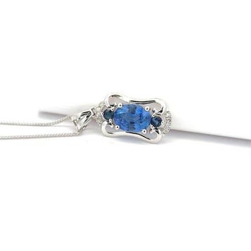 Ketting met hanger - 14 karaat Witgoud - 1.02ct. tw. Saffier