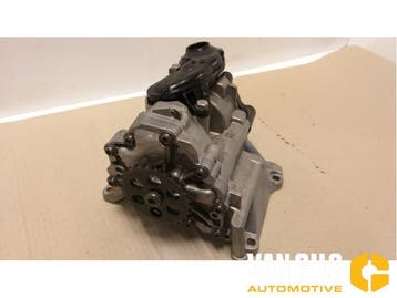 Oliepomp BMW X1 O182172