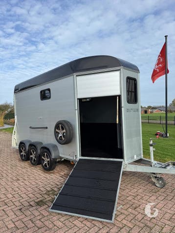 Prachtige Sirius 2 paards! Vol-Alu! 2022!, Ophalen, 2-paards trailer