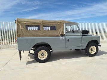 Land Rover - Series IIA 109 - Santana - 1969