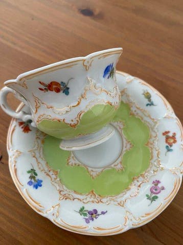 Meissen - Kop en schotel - Porselein - Antieke Meissen-kop