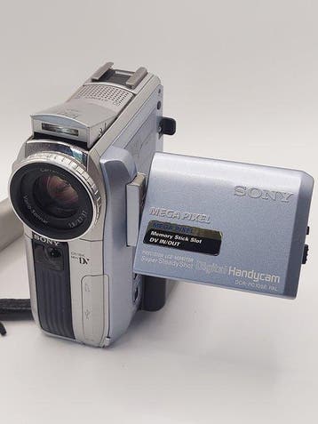 Sony DCR-PC105E Mini caméra DV-DV