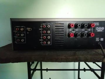 Akai - AM-U41 Amplificateur intégré à semi-conducteurs