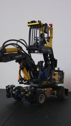 Lego Set - 42053 - Technic - Volvo EW160E – Used - 99%
