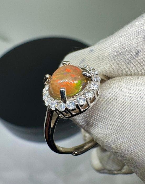 Opaal Sieraden- 2.42 g - (1), Collections, Minéraux & Fossiles