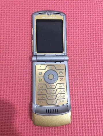 Motorola RAZR V3 - Mobiele telefoon, Nieuw