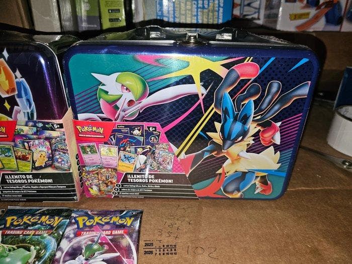 Speelkaarten - Pokémon lunchbox in latta - Metaal, Hobby en Vrije tijd, Verzamelkaartspellen | Pokémon