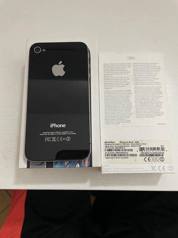Apple iPhone 4s - Mobiele telefoon - In originele verpakking, Nieuw