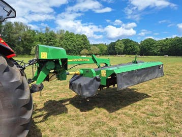 John Deere 328, Ophalen