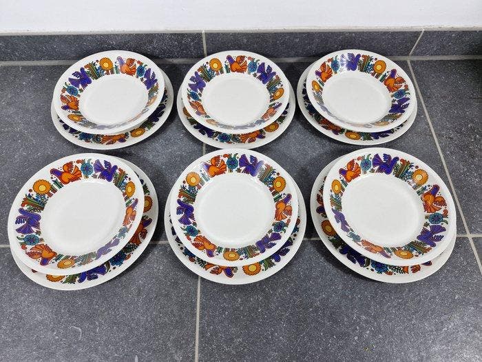 Villeroy & Boch - Christiane Reuter - Bord (12) - Porselein, Antiek en Kunst, Antiek | Meubels | Tafels