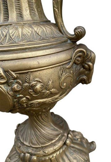 Chandelier - Bronze