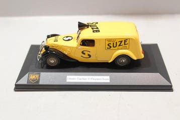 AM.71 1:43 - Voiture miniature - Citroën Traction 11 fourgon, Hobby & Loisirs créatifs