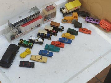 Tri-Ang MINIX Cars - Made in England - Viking Made in