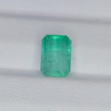 Zonder minimumprijs Smaragd - 2.33 ct - International