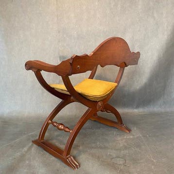 Stoel - Hout, Herinterpretatie van de renaissancestijl.