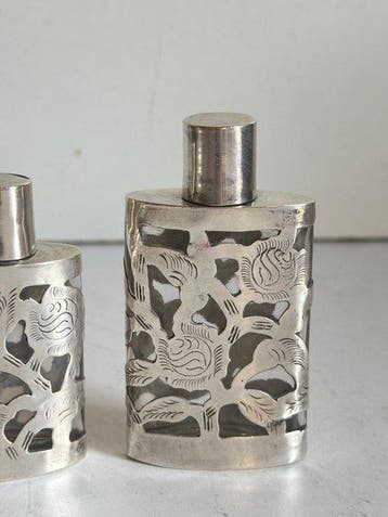 Parfumfles (3) - Parfumflessen met sterlingzilver-overlay -