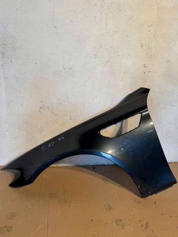Bumper links voor BMW 5 F10 M-POWER 41008071597, Verzenden, Gebruikt