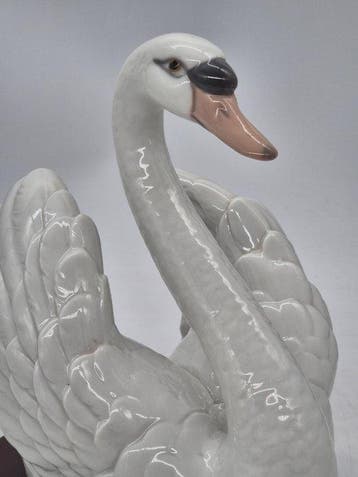 Lladró - Figure - „Schwimmender Schwan“ - 1983 - Porcelaine