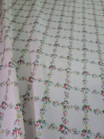 Merveilleux tissu Cyrus Clark, collection « Sally Anne »