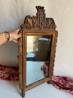 Miroir - Bois doré - Miroir avec darmoiries, provincial.