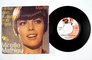 Mireille Mathieu – Hinter Den Kulissen Von Paris / Martin, Verzenden, Nieuw in verpakking