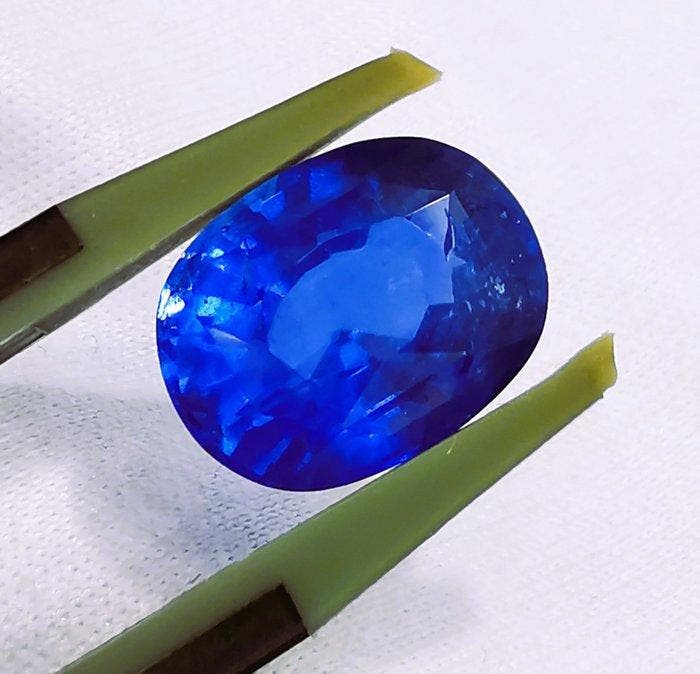 1 pcs Blauw Saffier - 4.57 ct - Lotus Gemology - CONFLOWER, Handtassen en Accessoires, Edelstenen