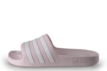 Adidas Slippers in maat 38 Roze, Kleding | Dames, Schoenen, Slippers, Zo goed als nieuw, Roze, Verzenden