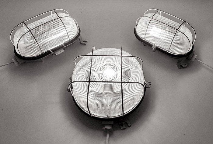ILME Milano - Wandlamp (3) - Industriële Vormgeving 1970 -, Antiek en Kunst, Antiek | Wandborden en Tegels