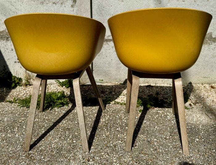 Hay - Hee Welling - Stoel (2) - Over een stoel -, Antiek en Kunst, Antiek | Meubels | Stoelen en Sofa's