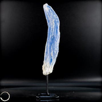 Natuurlijke kyanietkristal uit Brazilië – De hemelse zuil
