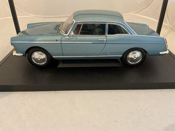 Norev 1:18 - Voiture miniature - Peugeot 404 Coupé