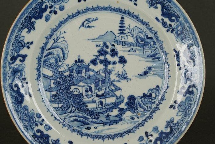 Kangxi (1662-1722) - Assiette - Taoist Scholars in Pavilion, Antiquités & Art, Antiquités | Autres Antiquités