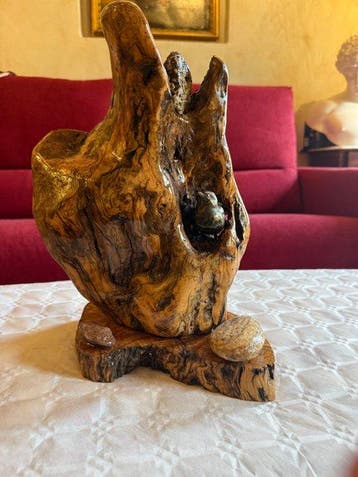 Snijwerk, le veilleur - 40 cm - Olive