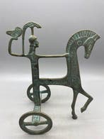Ancient Roman chariot statue - Beeld, Ancient Roman chariot, Antiquités & Art