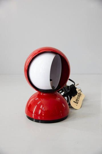 Artemide - Vico Magistretti - Tafellamp - Eclisse - rood -