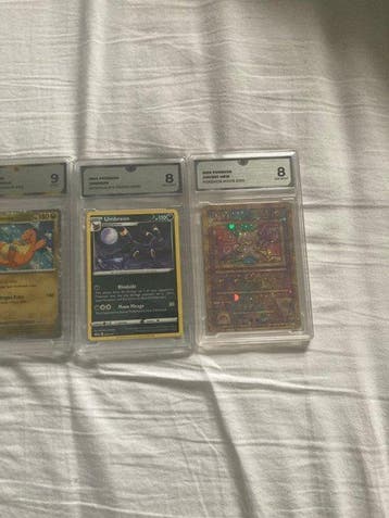 Pokémon - 5 Graded card - Pikachu, Dragonite, Umbreon,, Nieuw