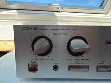 Luxman - L-210 Amplificateur intégré à semi-conducteurs