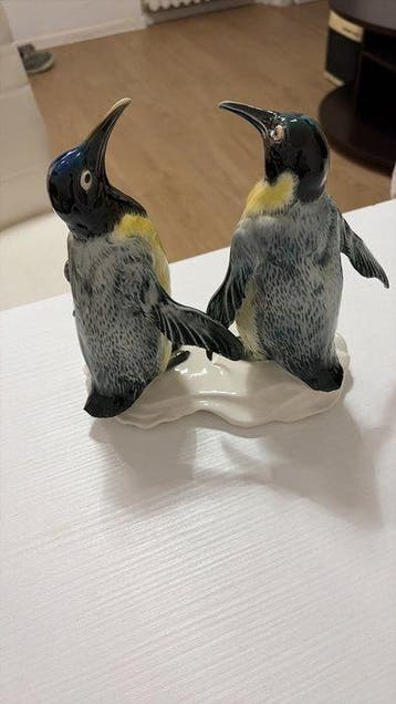 Karl Ens, Volkstedt - Beeldje - Coppia di pinguini -