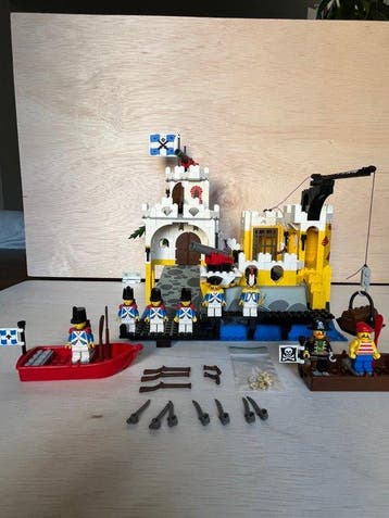 Lego Set - 6276 - Pirates - LEGO 6276 Eldorado Fortress