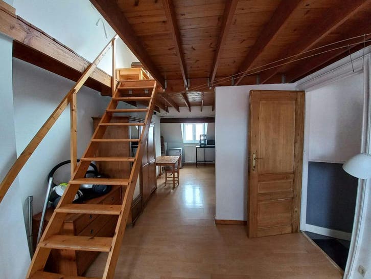 Appartement aan Rue Auguste Lambiotte, Schaerbeek, Immo, Appartements & Studios à louer