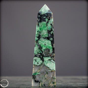 Natuurlijke smaragdobelisk - Topkwaliteit- 494.22 g