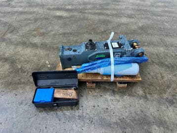 Veiling: Hydraulische Hamer Sailing 35 2025 Nieuw, Ophalen