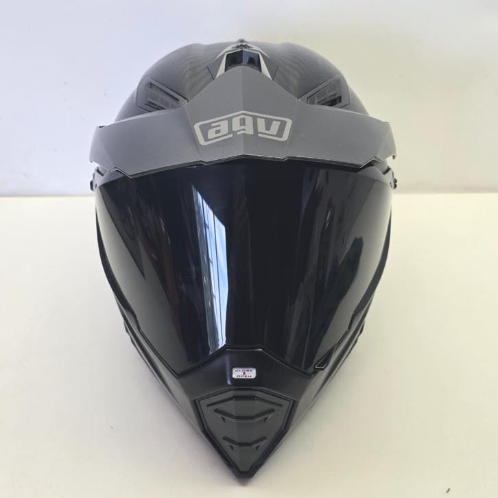 AGV AX 8 Dual Carbon Motorhelm Maat XXL | Nette Staat, Motos, Vêtements | Casques de moto, Enlèvement ou Envoi
