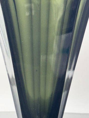 Vaas - Glas - groene gerookte vaas