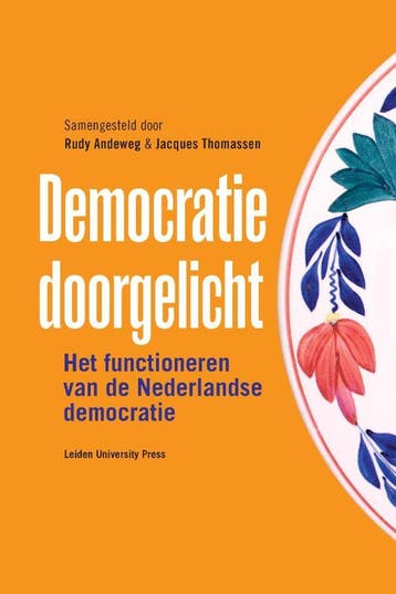 Cassette: Democratie doorgelicht & Van afspiegelen naar, Boeken, Politiek en Maatschappij, Verzenden, Zo goed als nieuw
