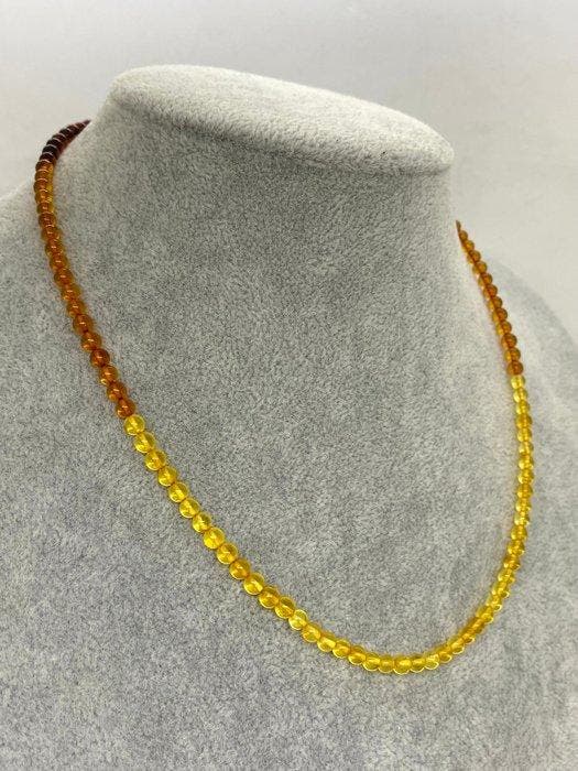 Elegante ronde kralen Ombre Baltisch amber halsketting -, Antiek en Kunst, Curiosa en Brocante