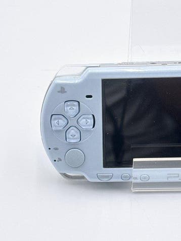 Sony - Sony PSP-2000 Console Lot of 2 Silver Light Blue, Games en Spelcomputers, Nieuw