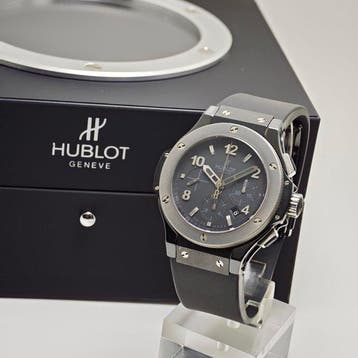 Hublot - Big Bang Ice Ceramic - 301.CT.130.RX - Homme -, Nieuw