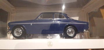 Norev 1:18 - Voiture miniature - Volvo Amazon, Hobby en Vrije tijd, Nieuw